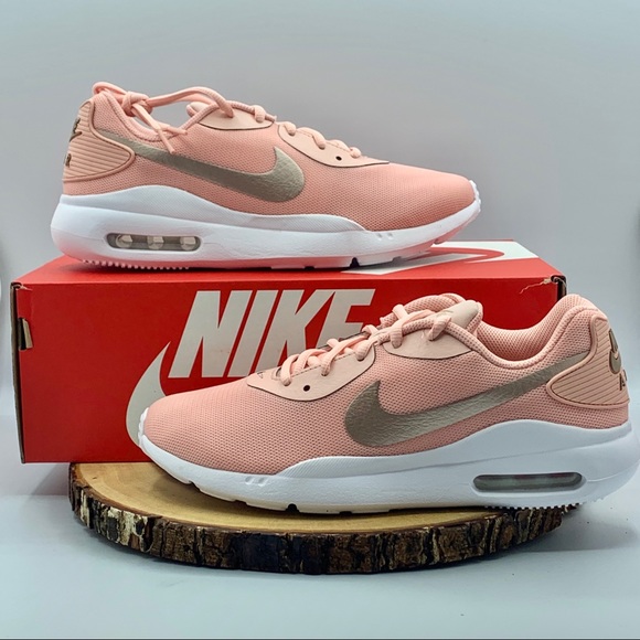 nike air max oketo coral